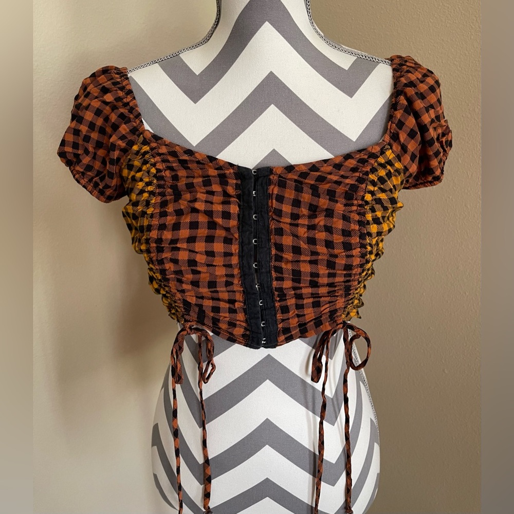 Plaid Ruched Crop Top - Rabbit Rose - Size: Large - Picture 2 of 4